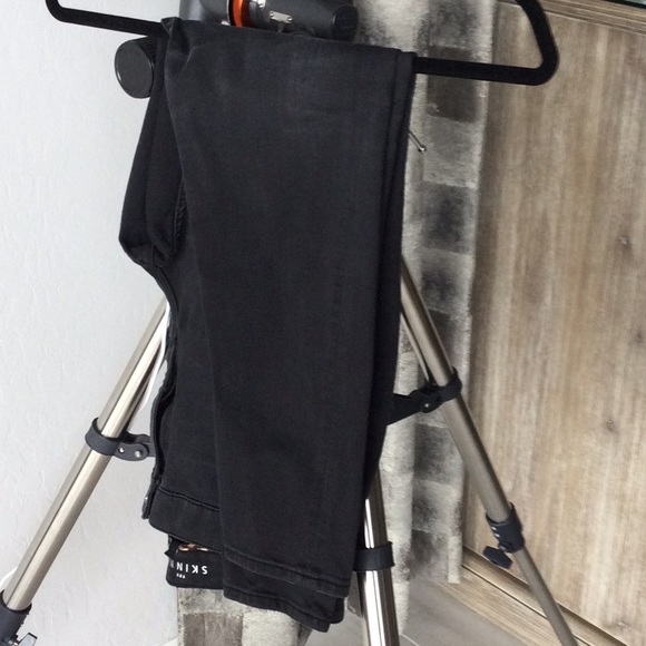 Jeans - Picture 2 of 2